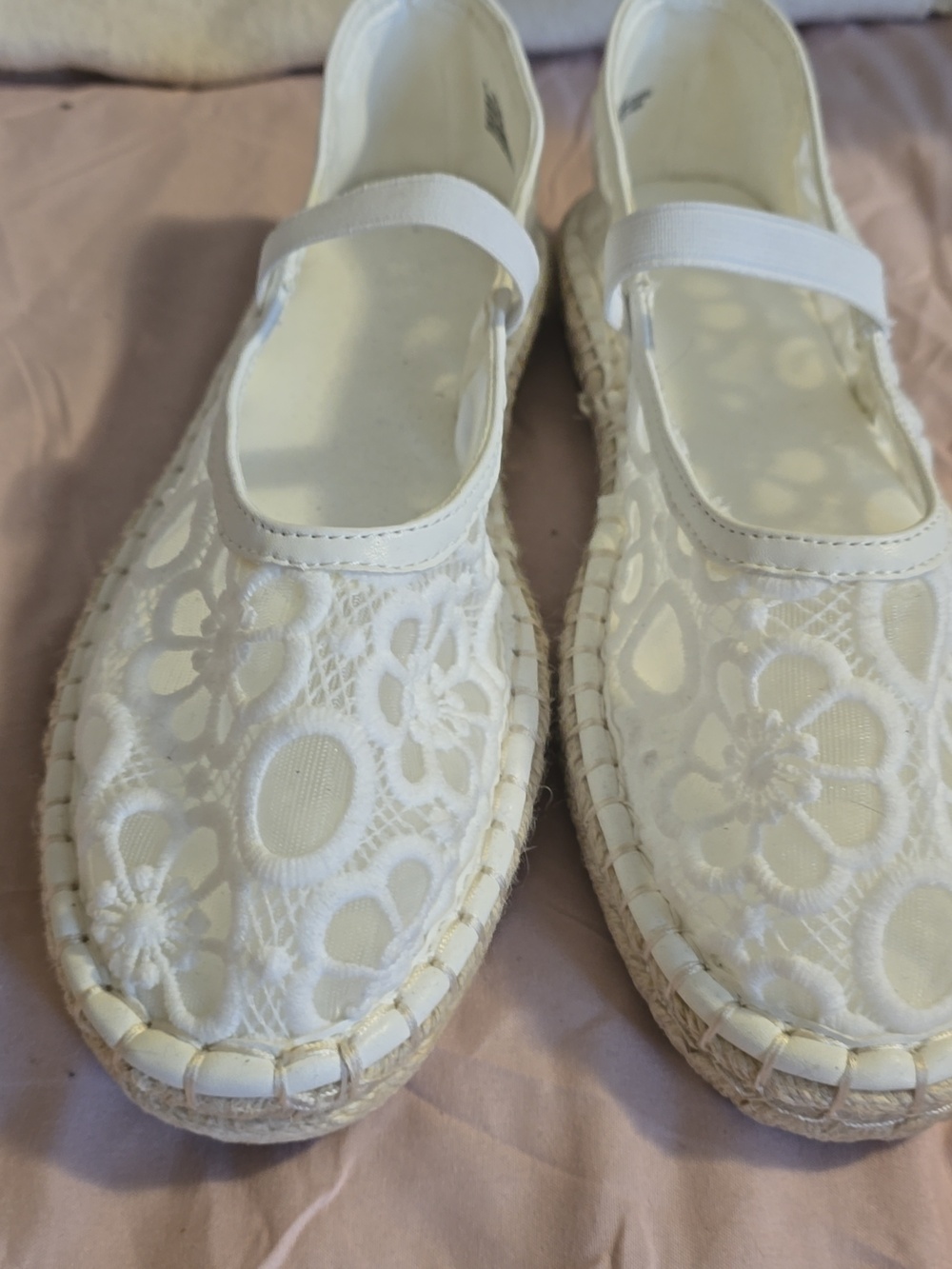 Target White Floral Lace Mary Jane Flats - Picture 2 of 3